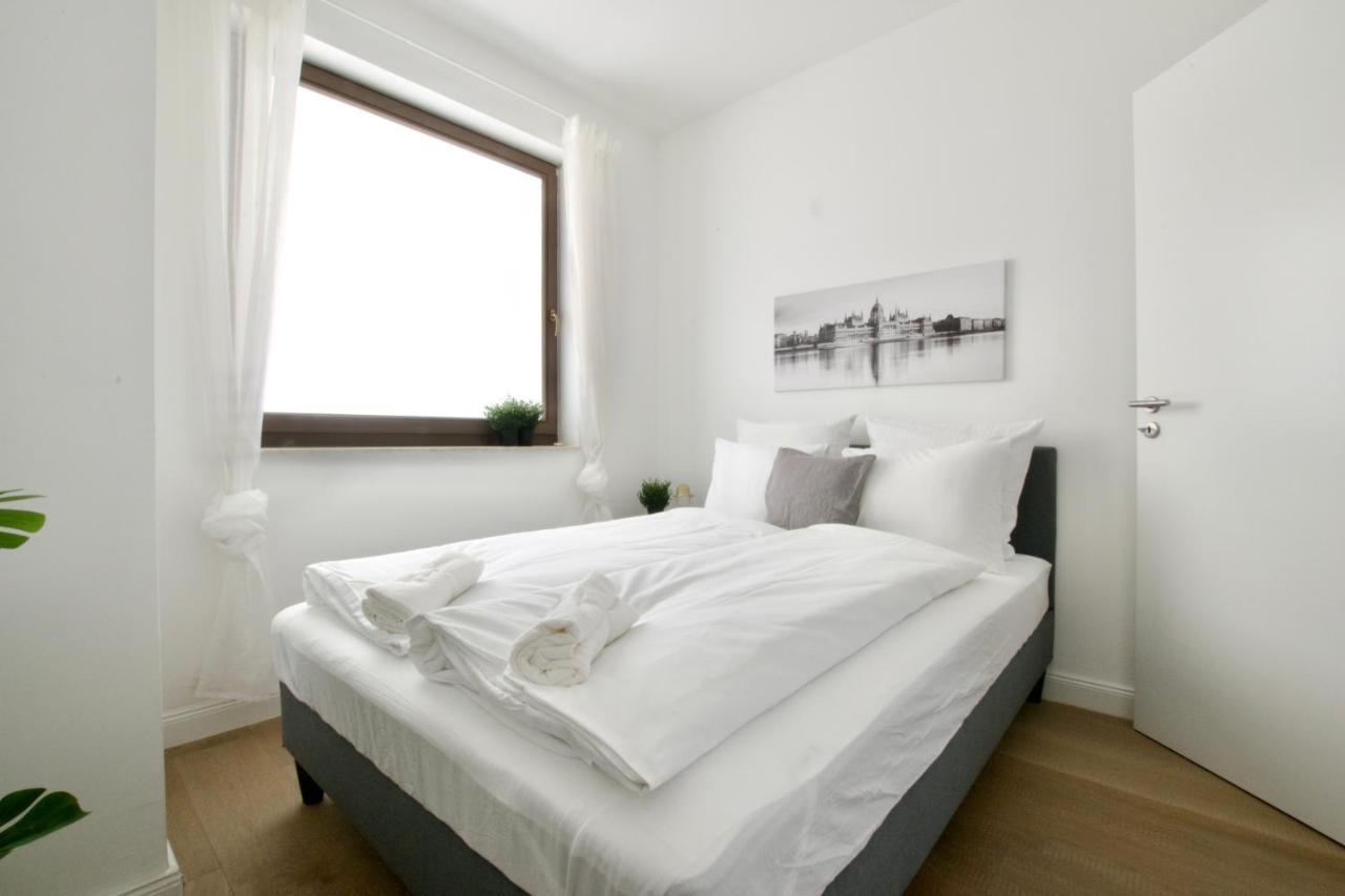 Penthouse Apartment By Hi5 -At The Top Of بودابست المظهر الخارجي الصورة
