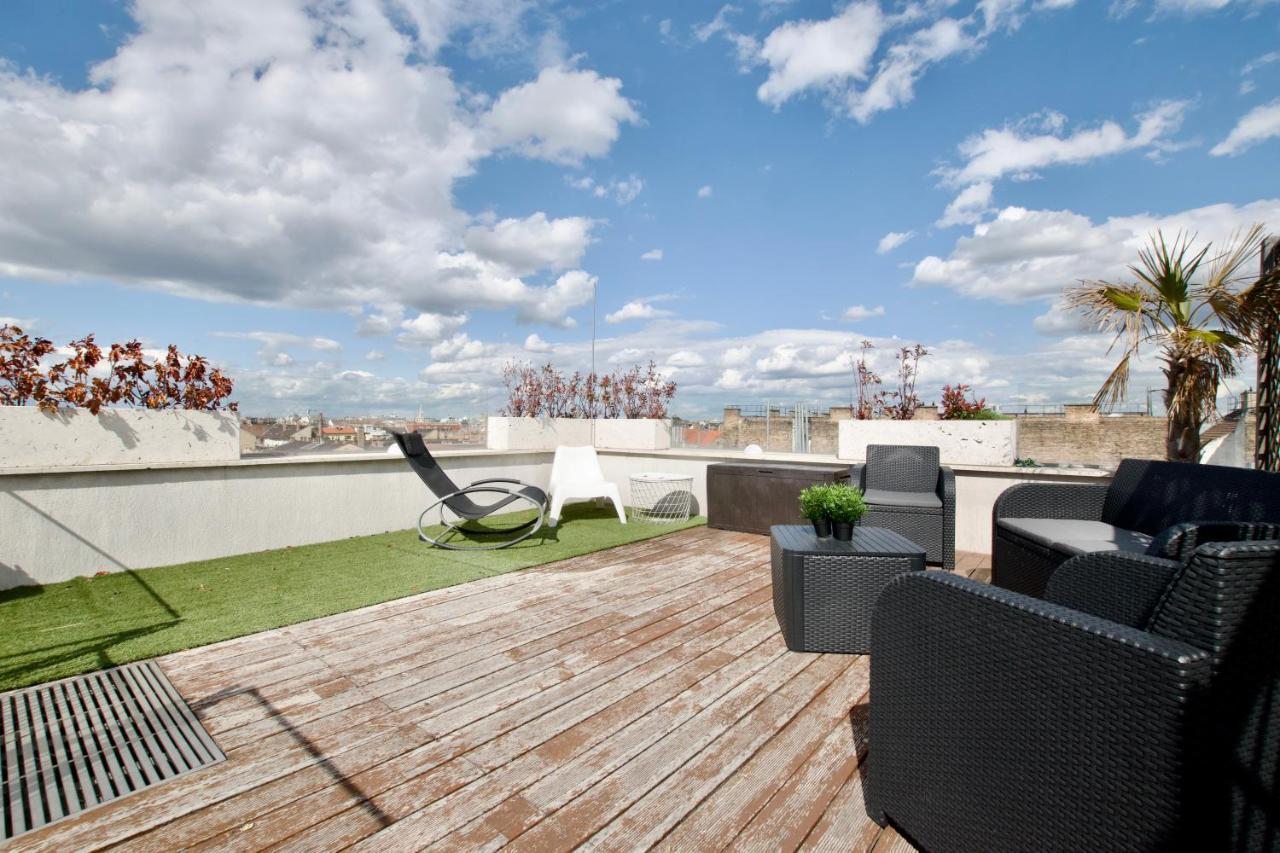 Penthouse Apartment By Hi5 -At The Top Of بودابست المظهر الخارجي الصورة