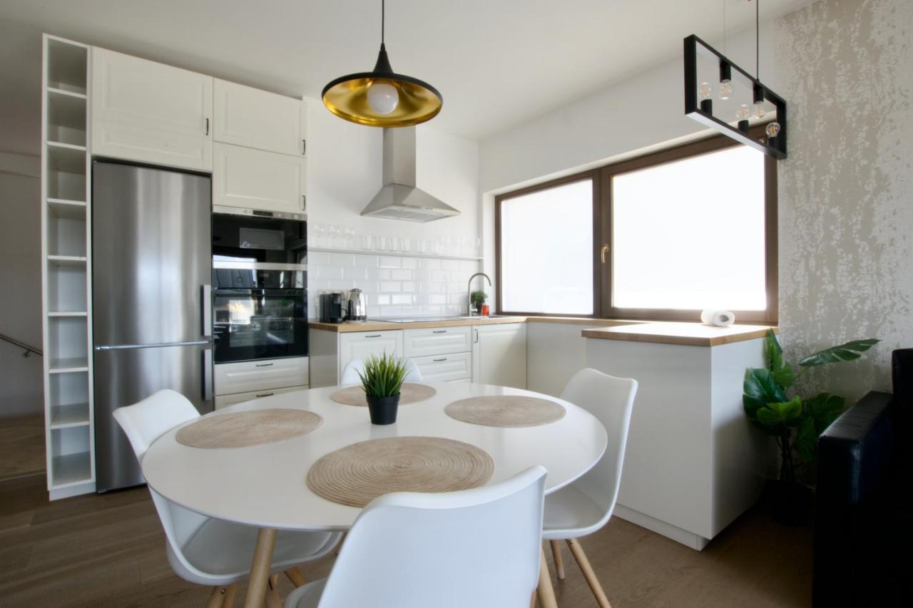 Penthouse Apartment By Hi5 -At The Top Of بودابست المظهر الخارجي الصورة