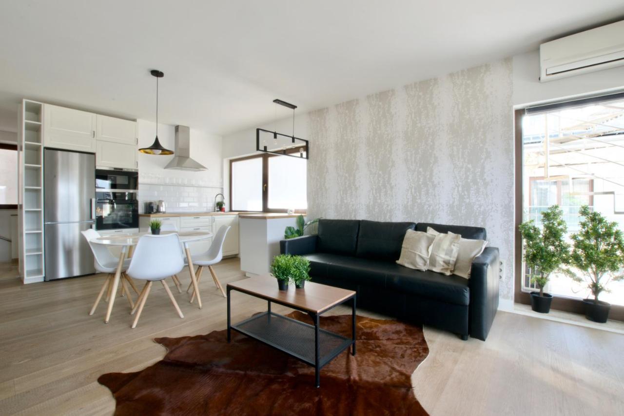 Penthouse Apartment By Hi5 -At The Top Of بودابست المظهر الخارجي الصورة